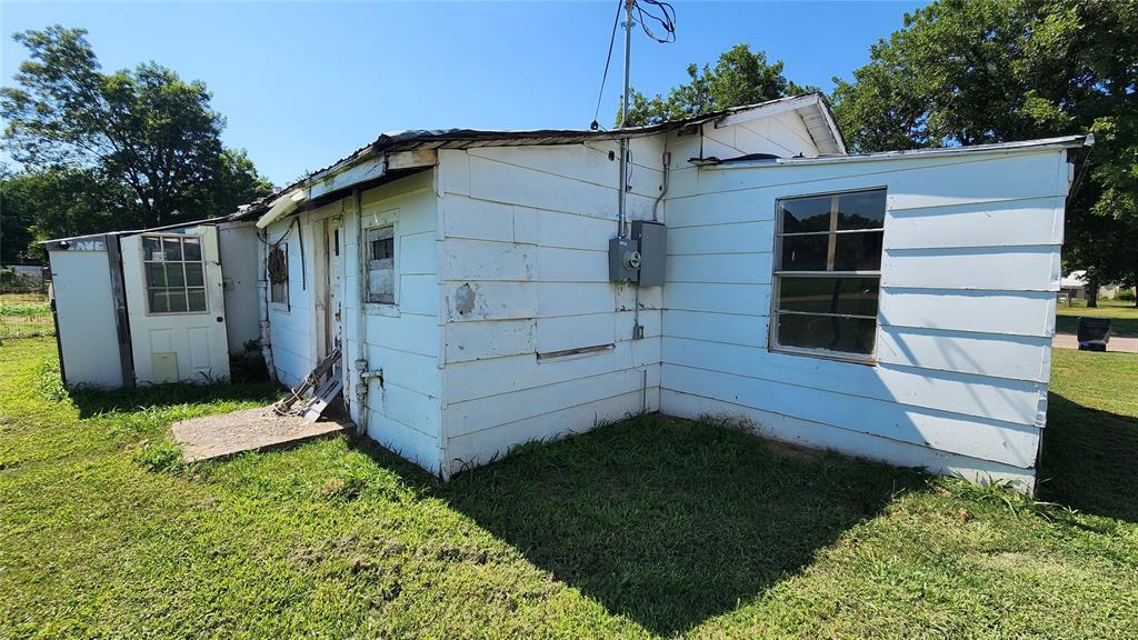 711 W Michigan Avenue Property Photo 22