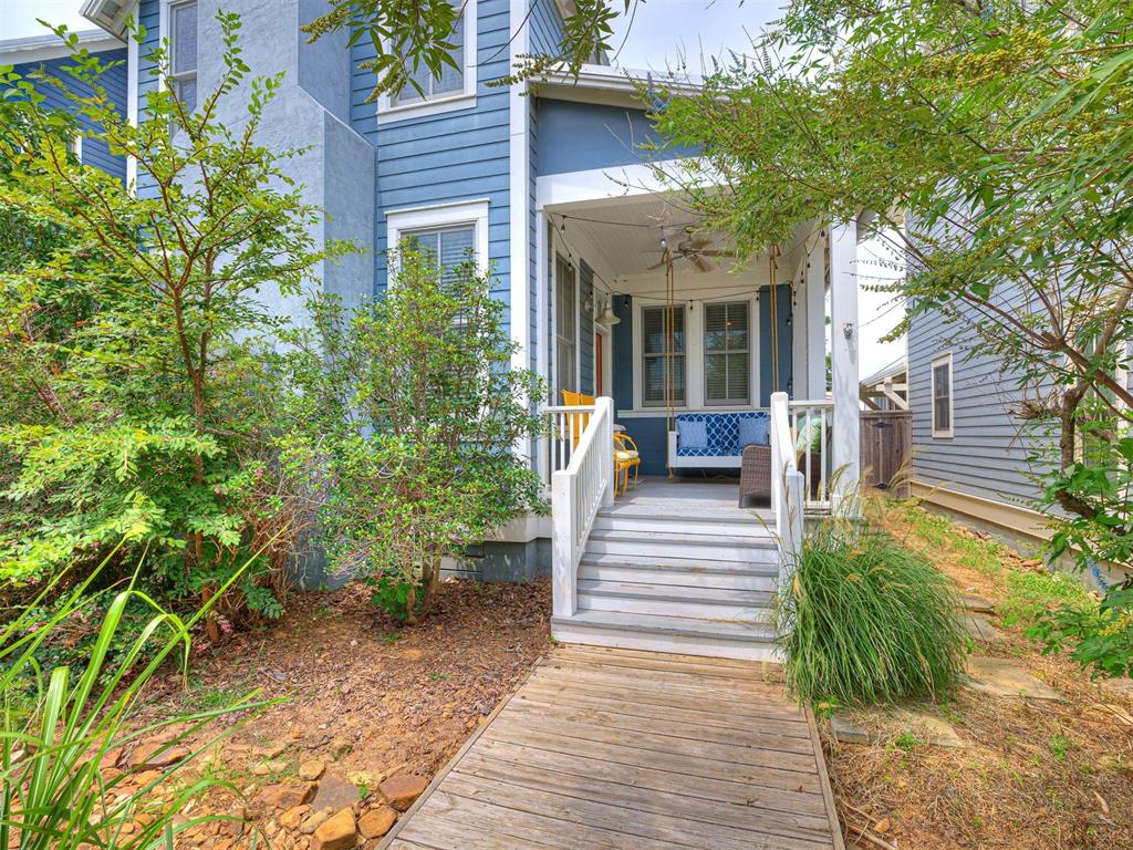 39 Boardwalk Property Photo 2