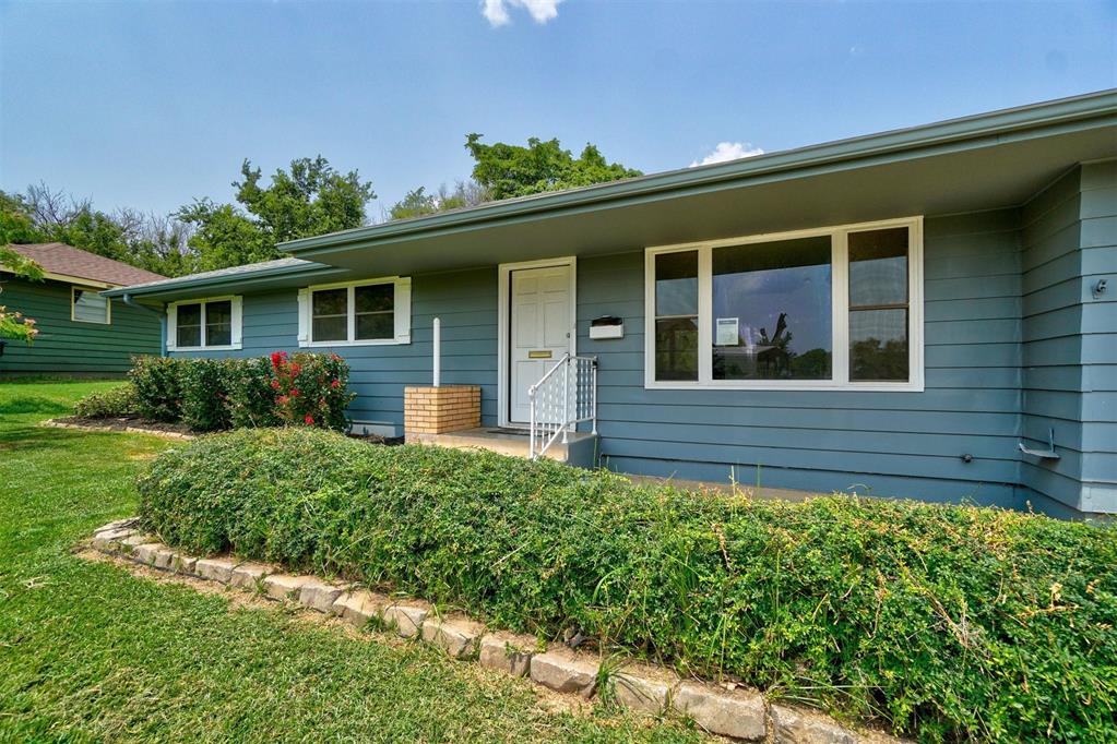 1507 Murray Drive Property Photo 3