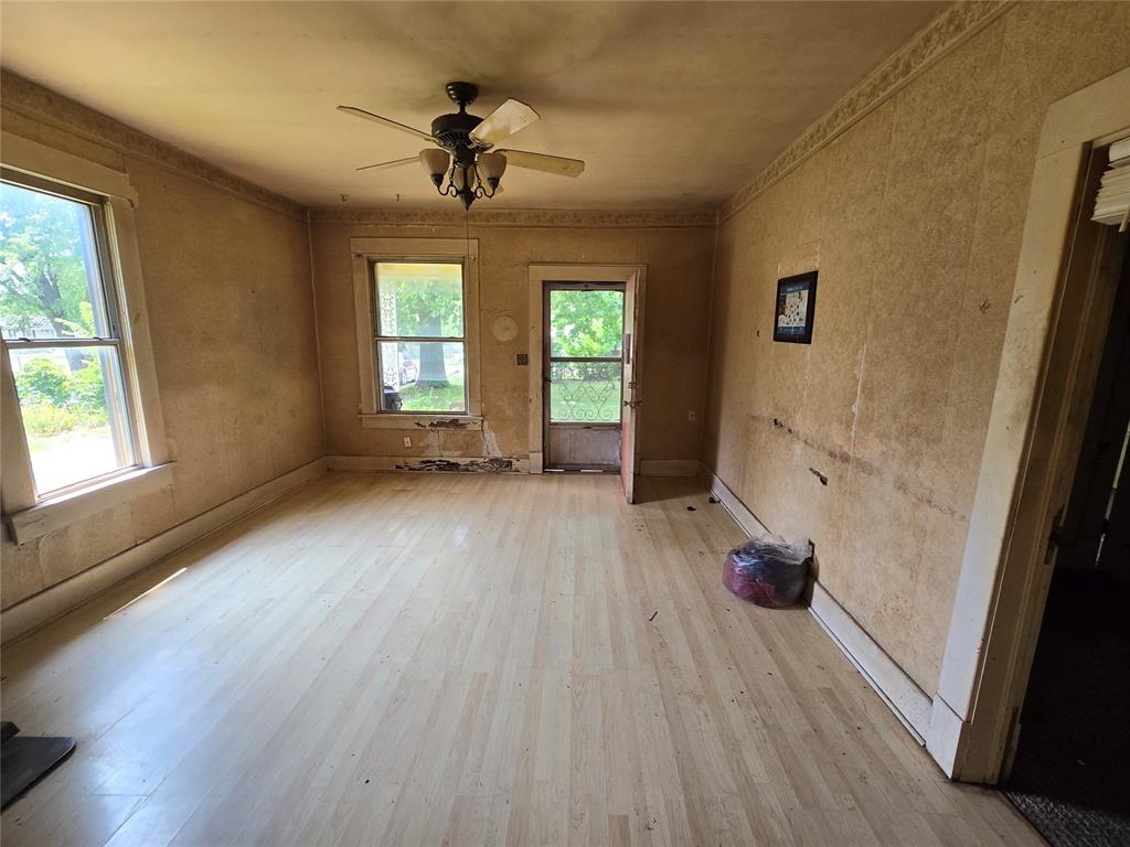 2716 N Trosper Drive Property Photo 14