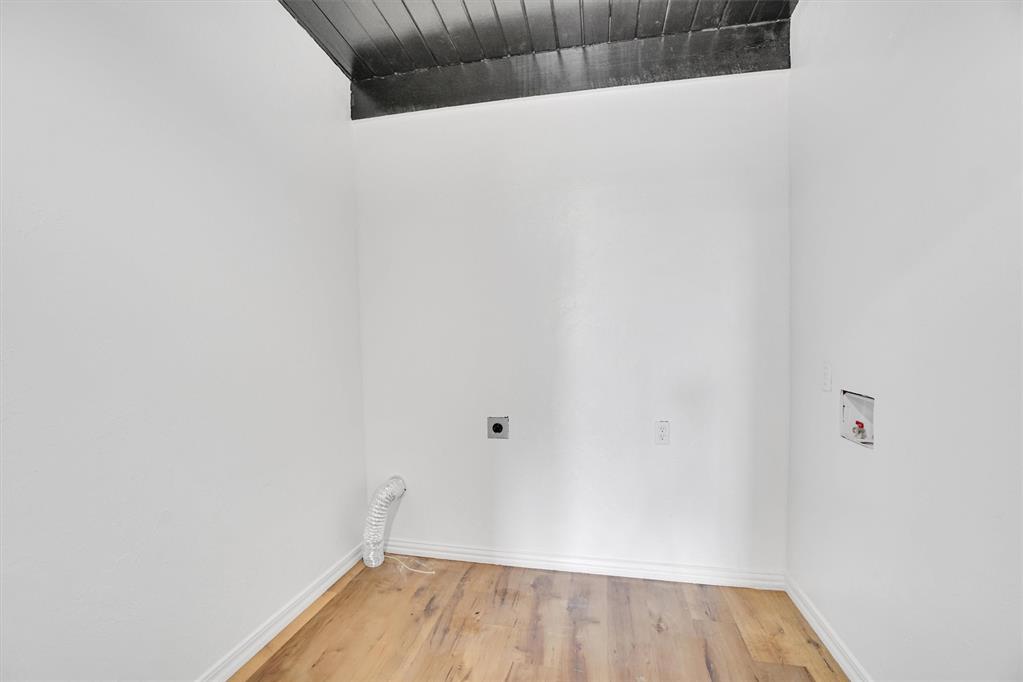 1212 Louanna Lane Property Photo 27