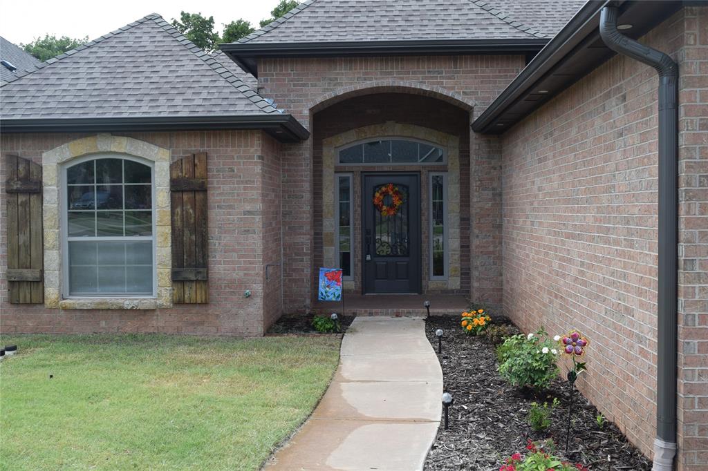 1713 Rain Tree Lane Property Photo 3