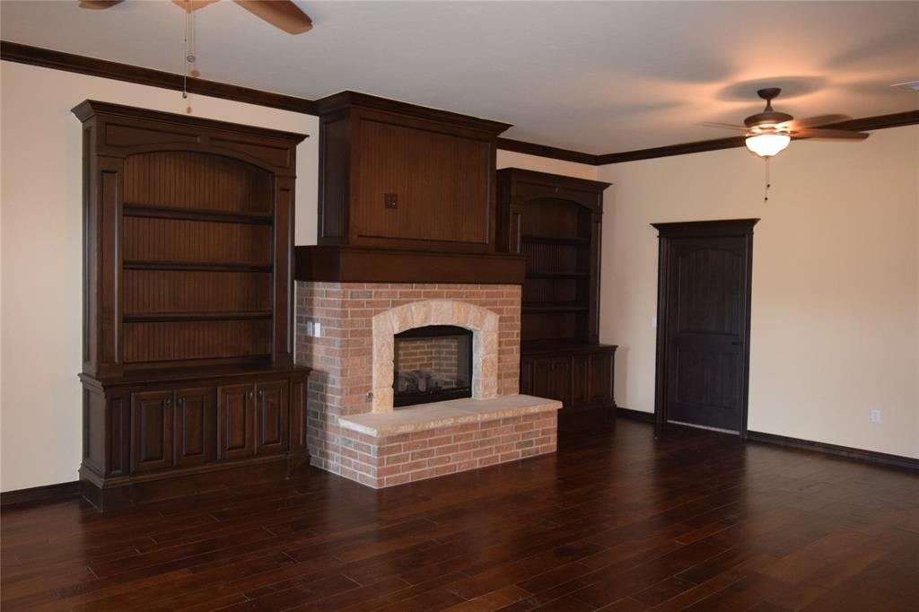 1713 Rain Tree Lane Property Photo 6