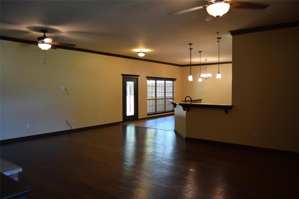 1713 Rain Tree Lane Property Photo 9