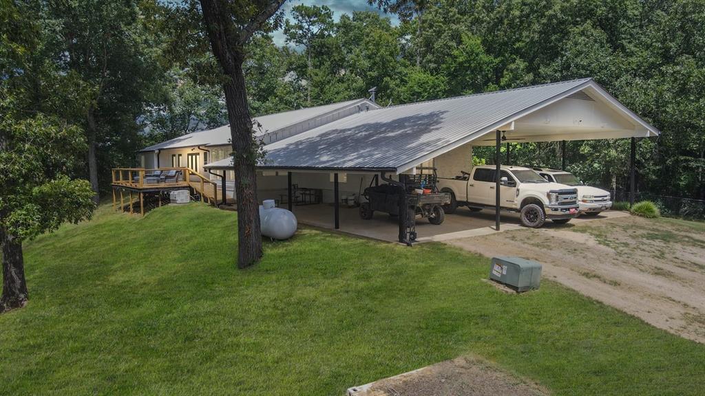 782 N 4830 Road Property Photo 3