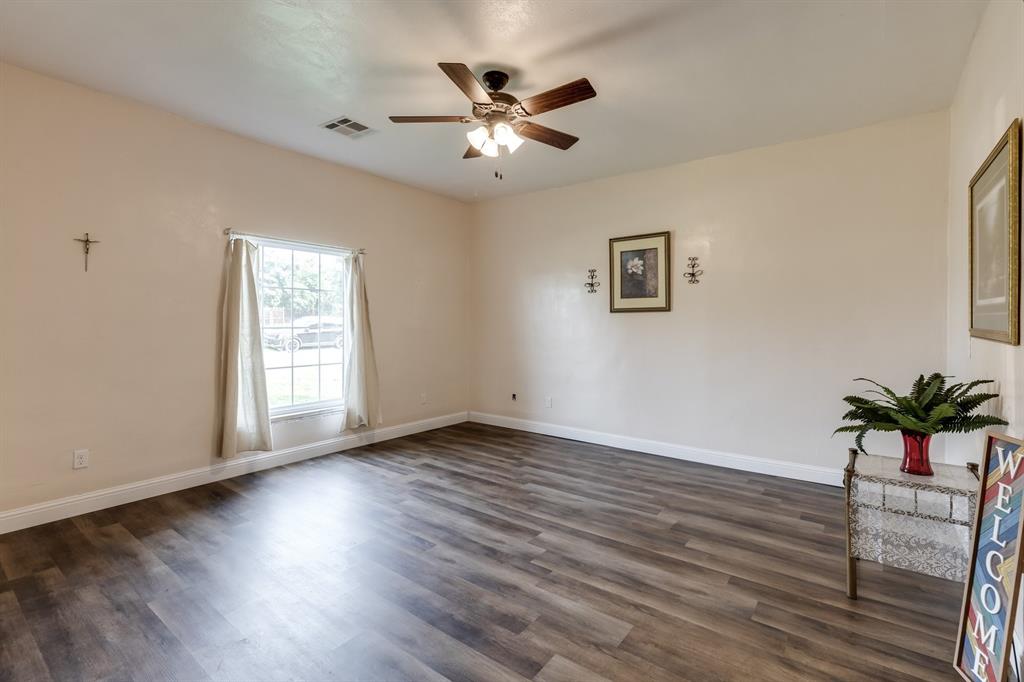 311 N Stanley Street Property Photo 4