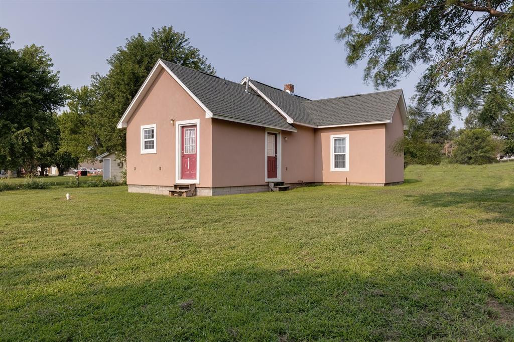 311 N Stanley Street Property Photo 15