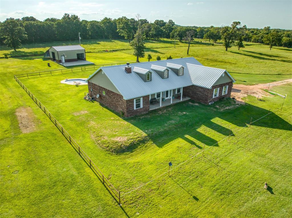 362161 E 990 Road Property Photo 3