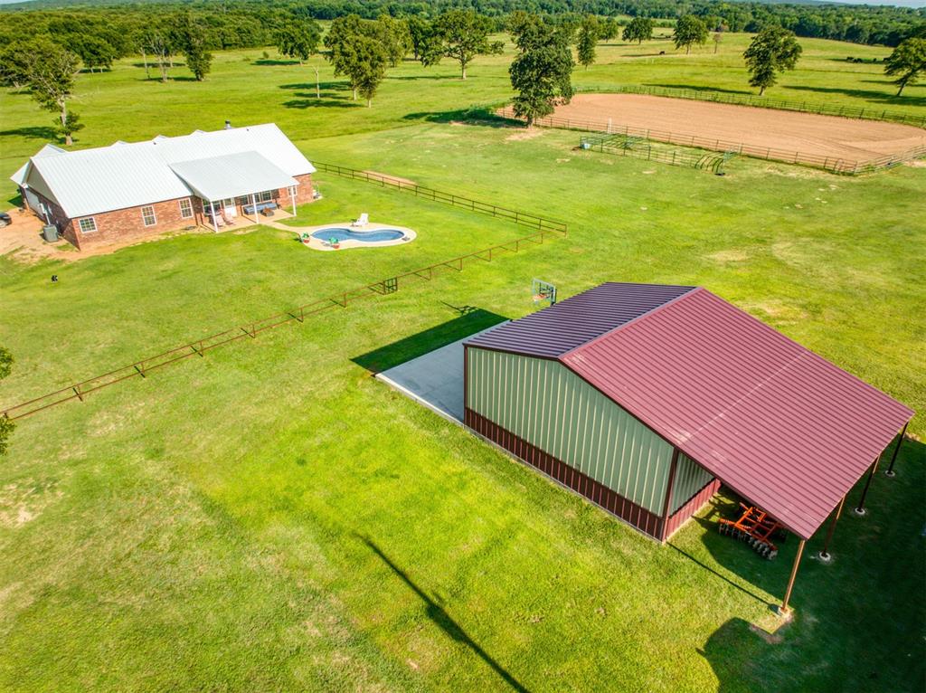 362161 E 990 Road Property Photo 4