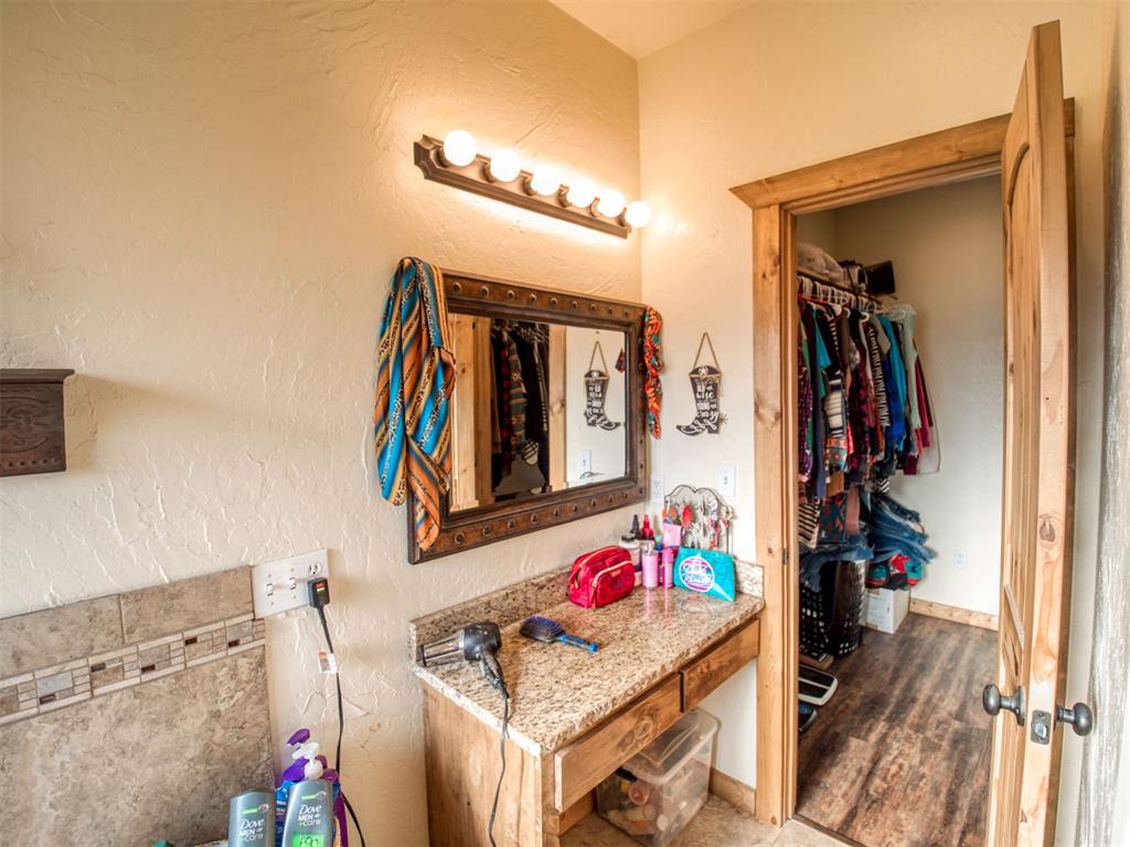 362161 E 990 Road Property Photo 29