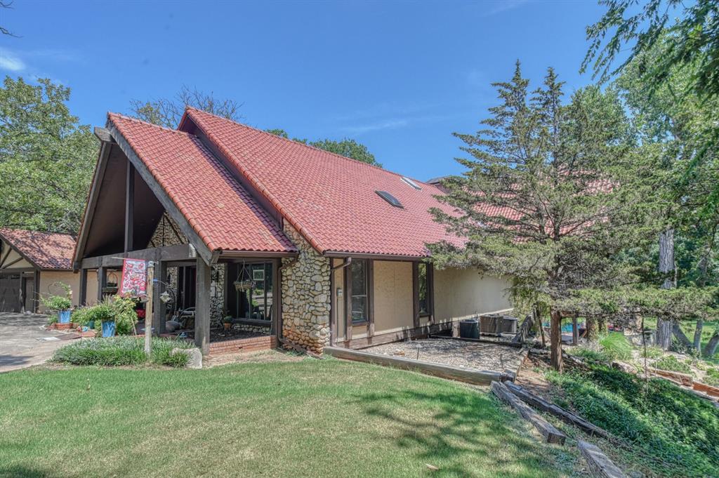 1303 Bryant Circle Property Photo 3