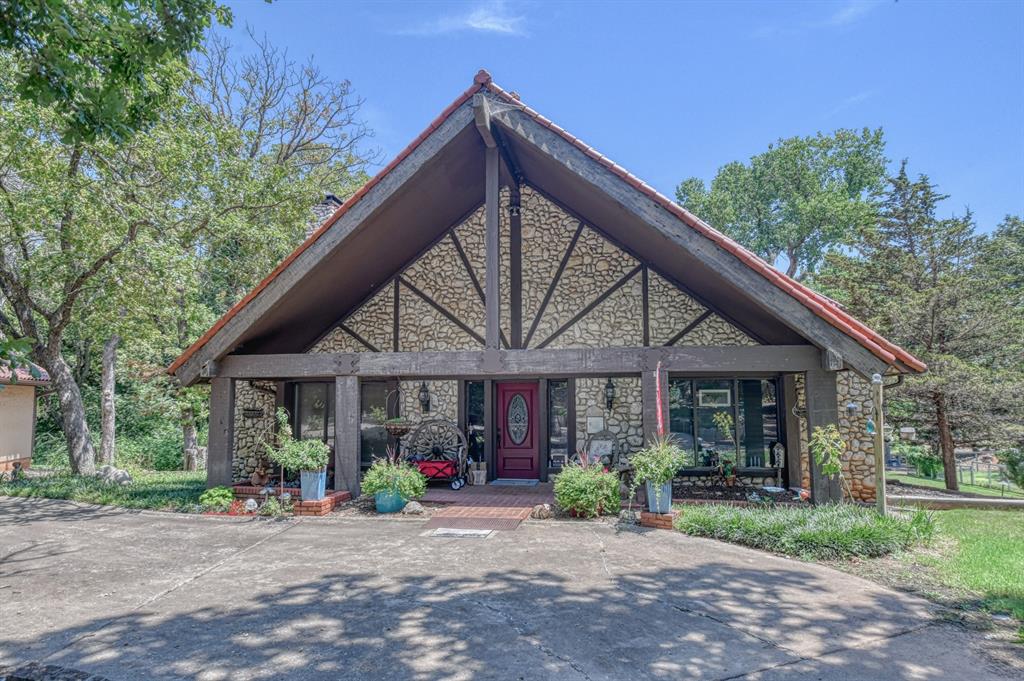 1303 Bryant Circle Property Photo 4