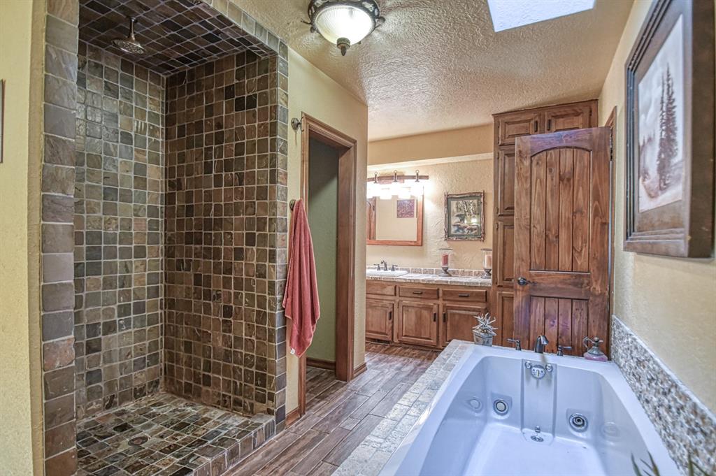 1303 Bryant Circle Property Photo 8