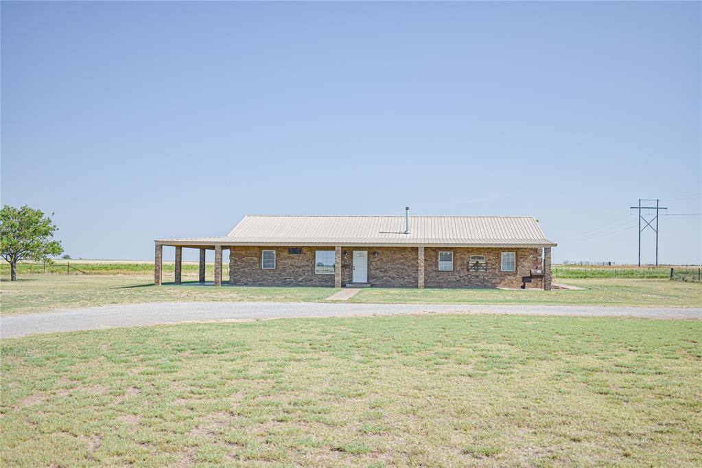 19945 E 1270 Road Property Photo 4