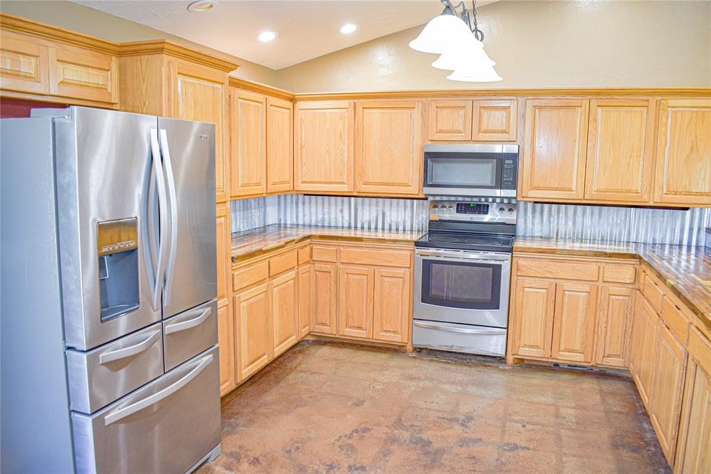 19945 E 1270 Road Property Photo 15