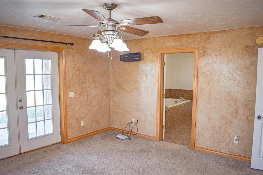 19945 E 1270 Road Property Photo 16