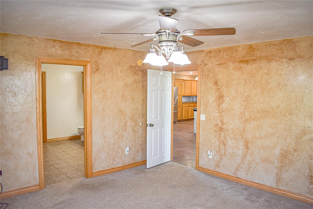 19945 E 1270 Road Property Photo 18