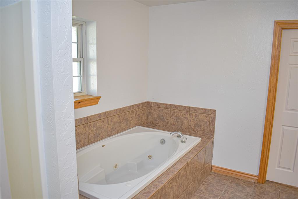 19945 E 1270 Road Property Photo 19