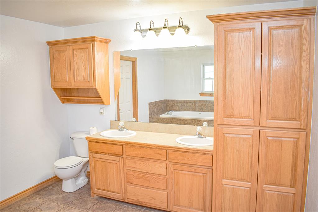 19945 E 1270 Road Property Photo 21