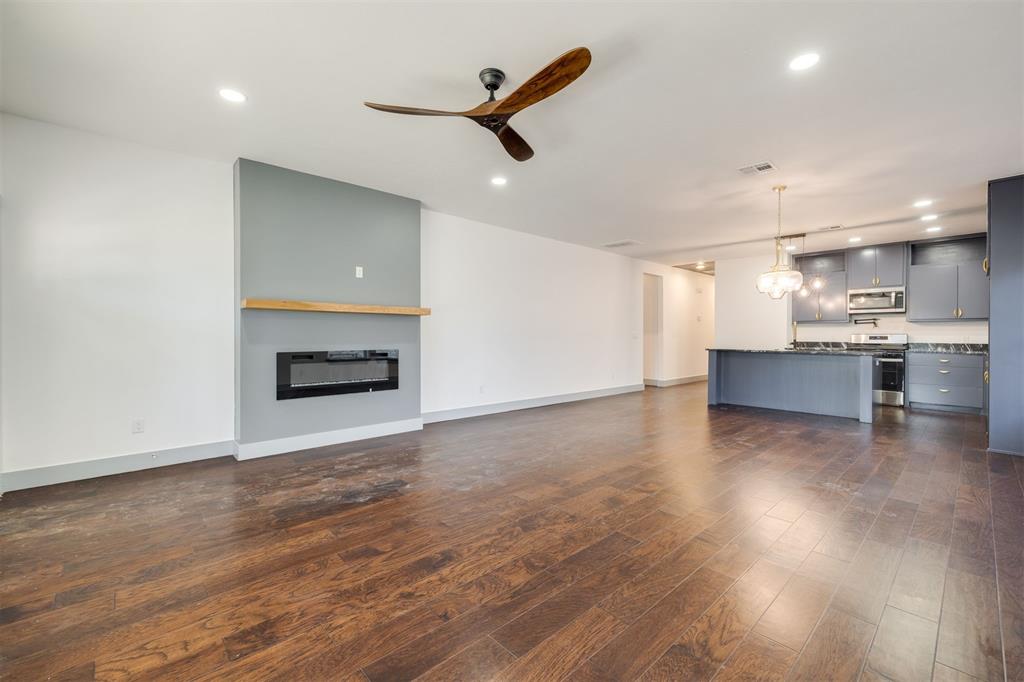 530 Se 13th Street Property Photo 4