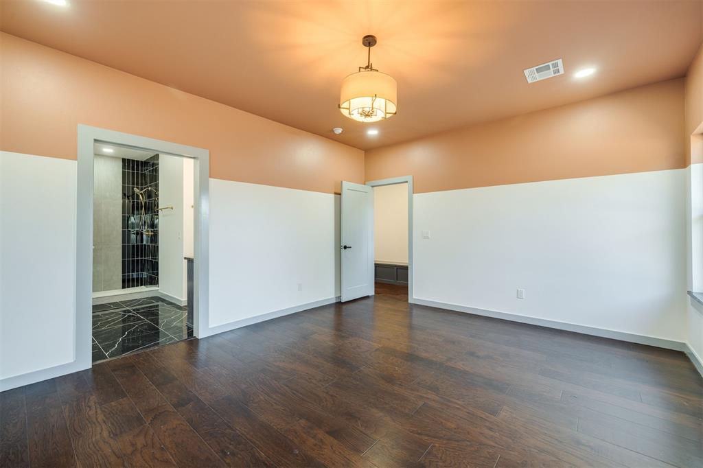530 Se 13th Street Property Photo 13