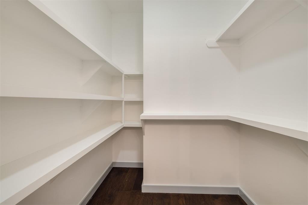 530 Se 13th Street Property Photo 19