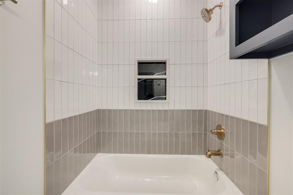 530 Se 13th Street Property Photo 29