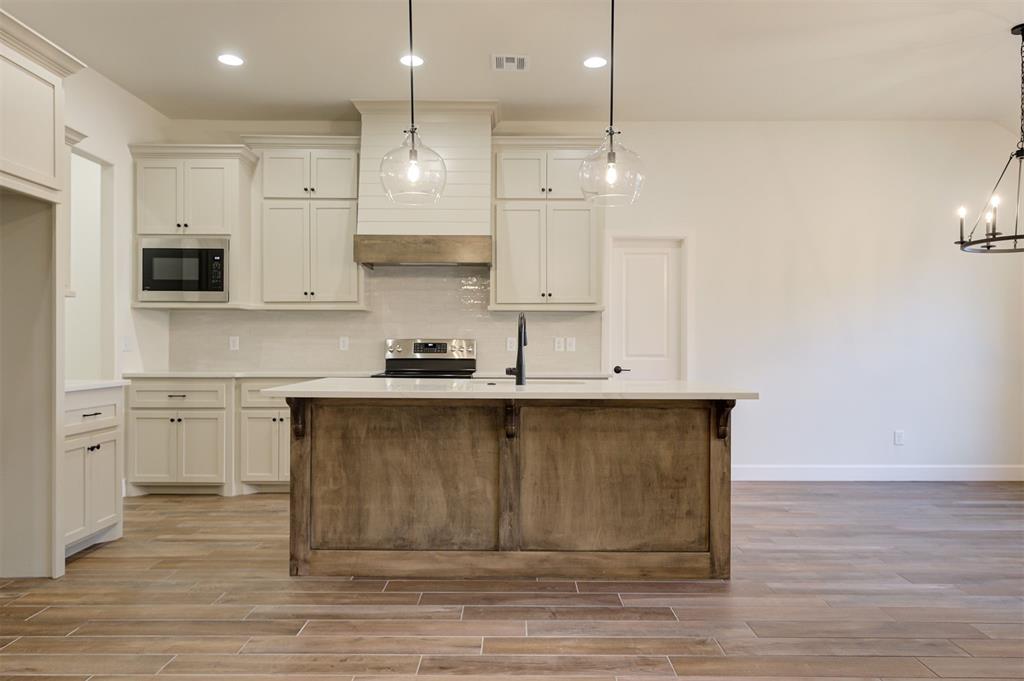 11741 White Tail Ridge Property Photo 13