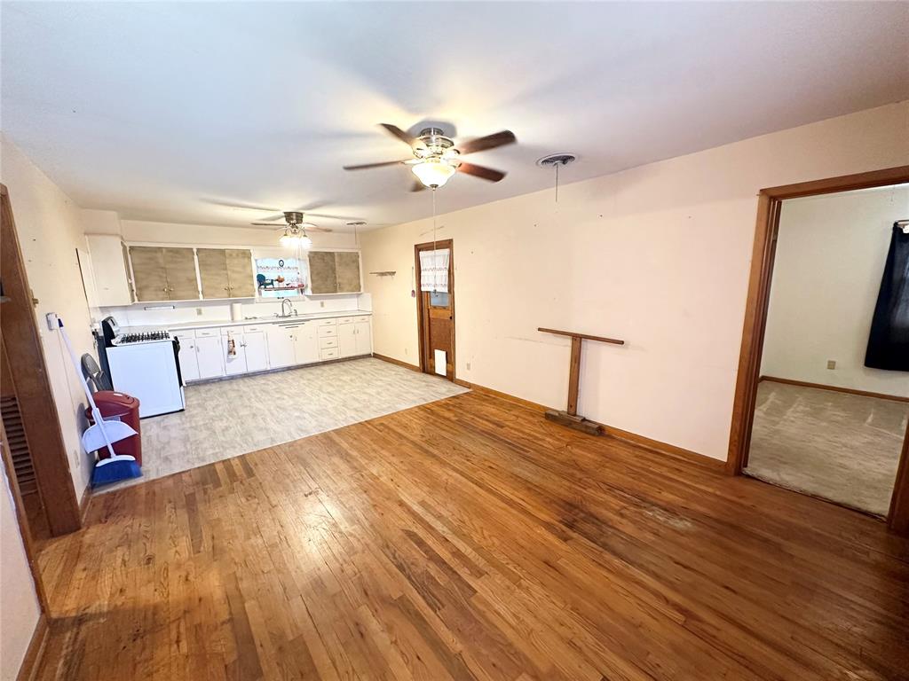 115 N Ike Rude Avenue Property Photo 3
