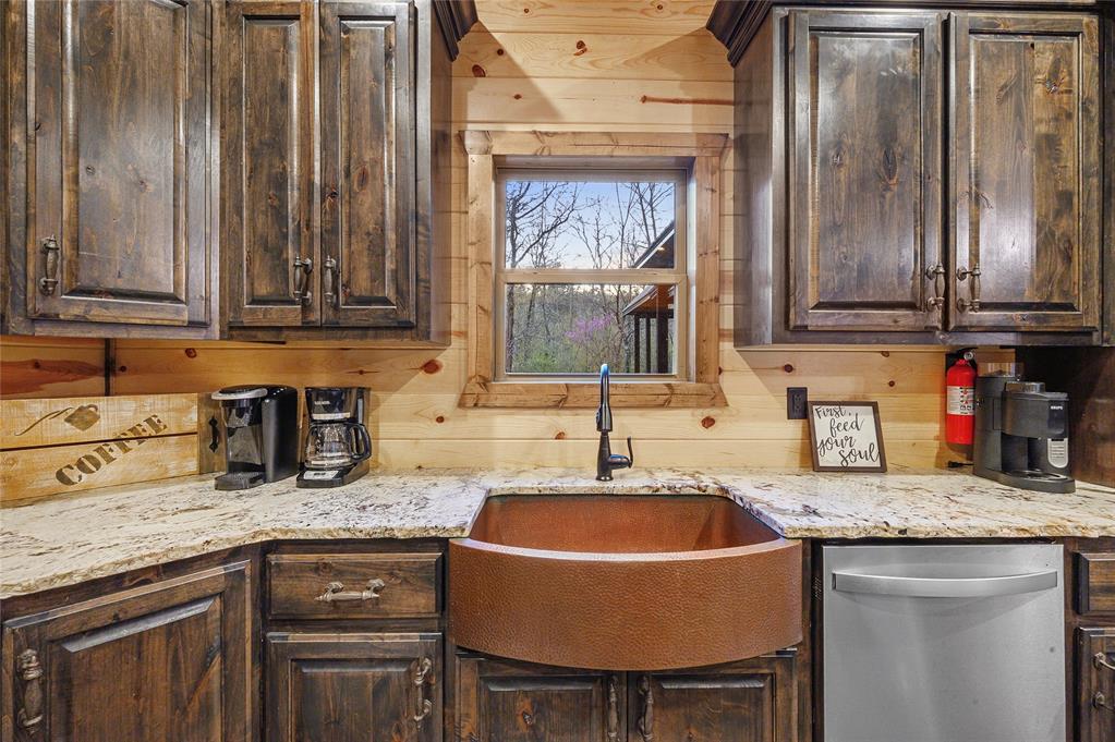 178 Black Jack Trail Property Photo 16