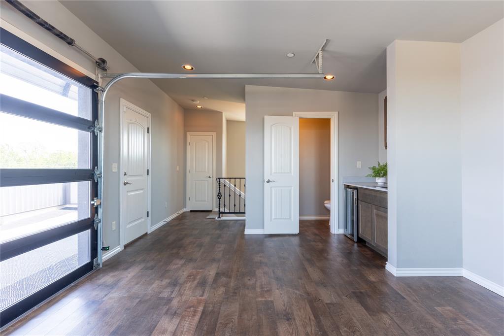 557 S Fretz Avenue Property Photo 12