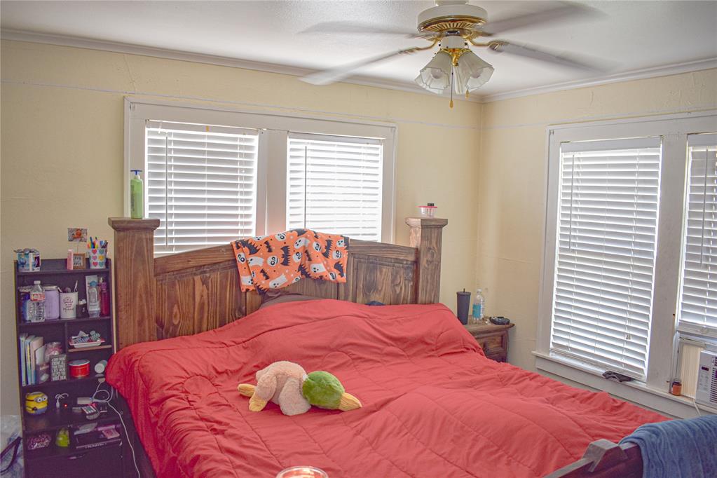 309 S Oliver Avenue Property Photo 11