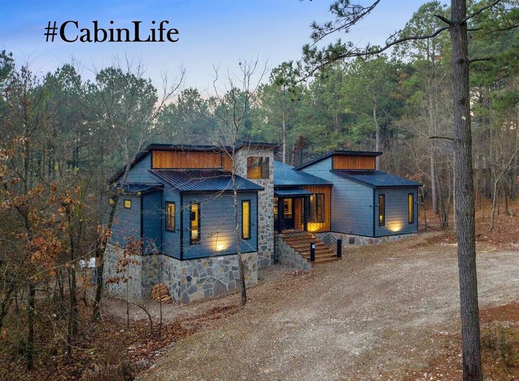 1275 Pine Hills Road Property Photo 3