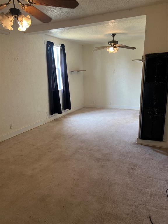 21 W 3rd Street Property Photo 14