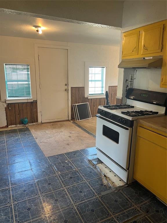21 W 3rd Street Property Photo 22