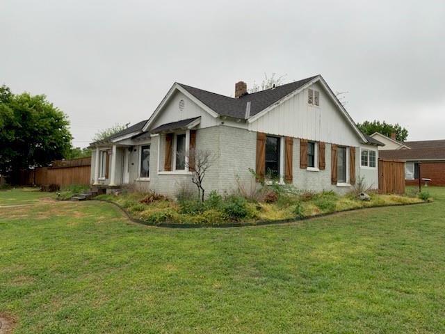 4717 N Steanson Drive Property Photo 4