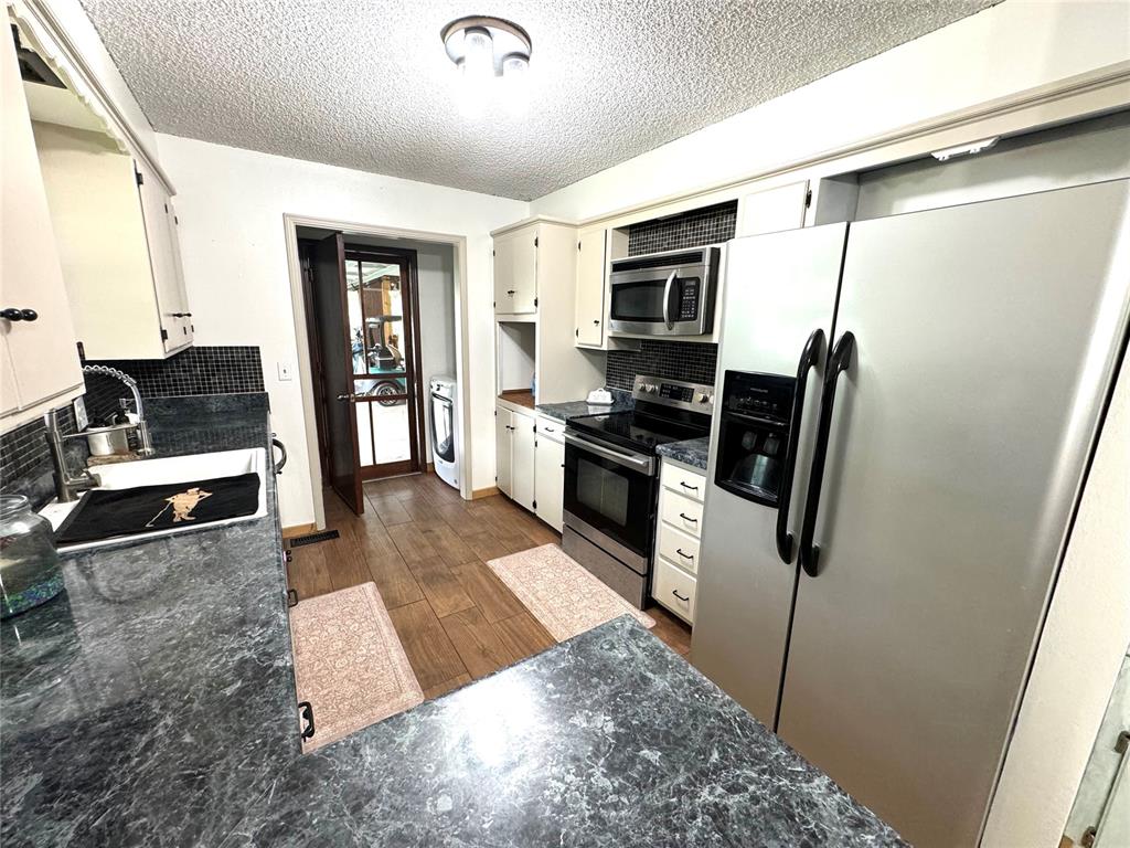 17 Tedford Way Property Photo 14