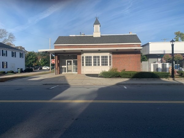30 Main St Property Photo