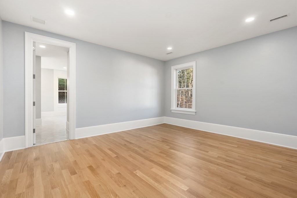 192 Pond Road Property Photo 28