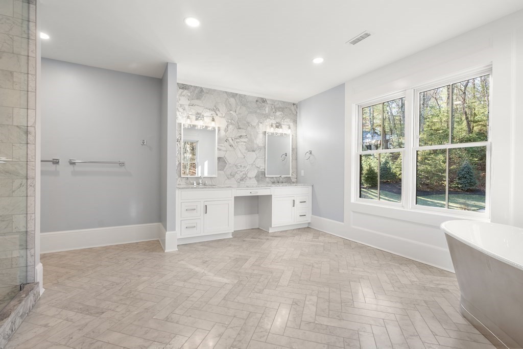 192 Pond Road Property Photo 30