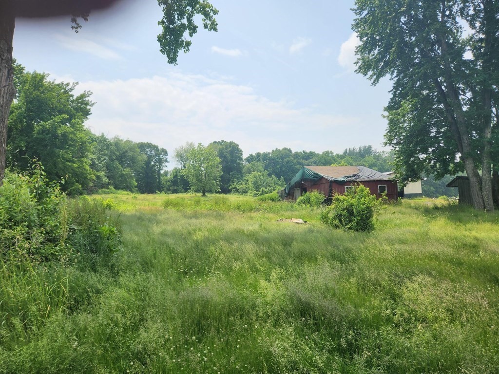 96 Depot St Property Photo 8