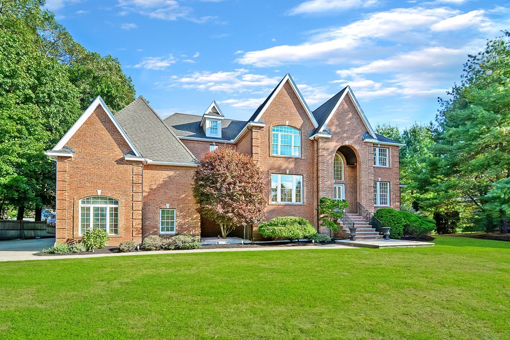 1 Ashley Ct Property Photo
