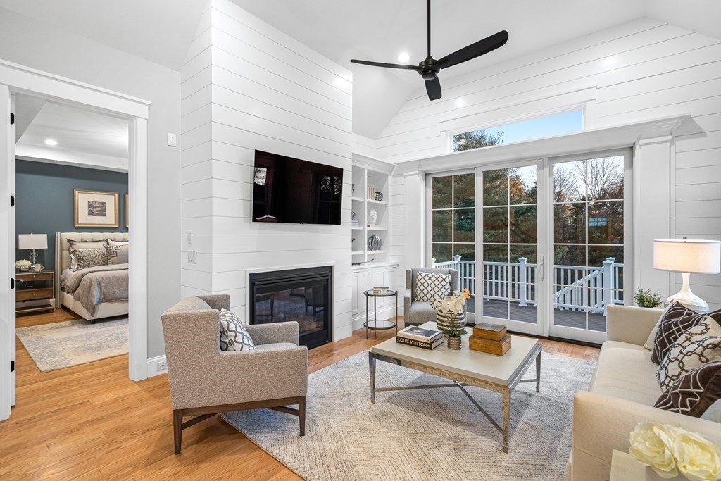 6 Pioneer Rd # 6 Property Photo 5