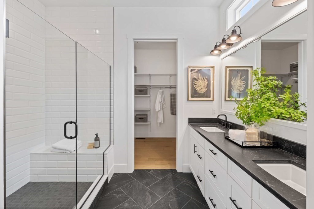 72 Kestrel Heights # 36 Property Photo 6