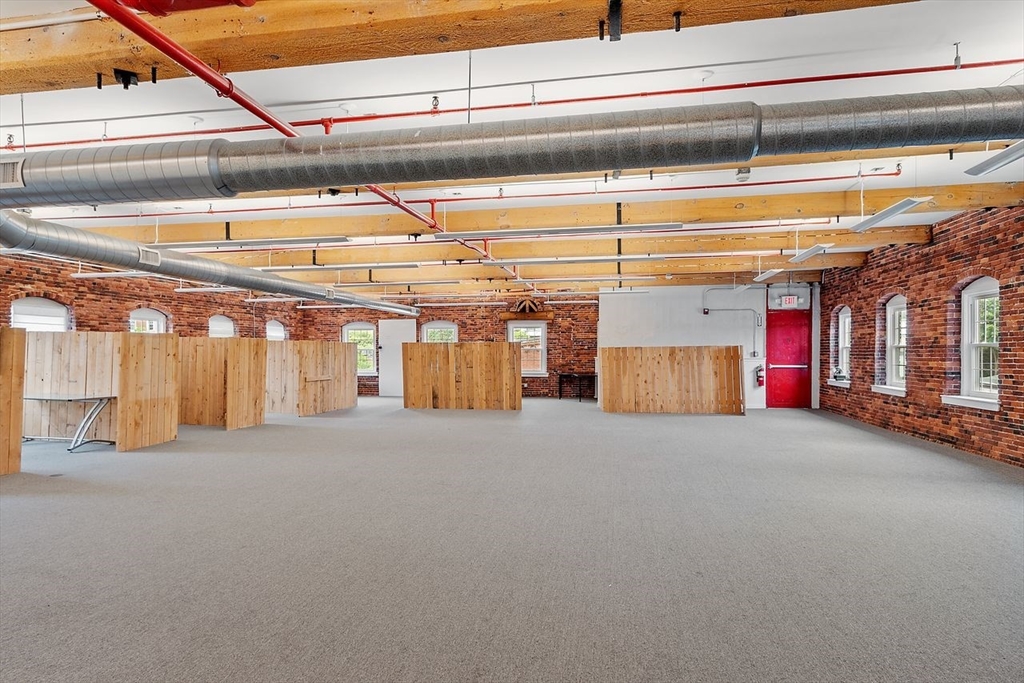 21 Water Street Property Photo 10