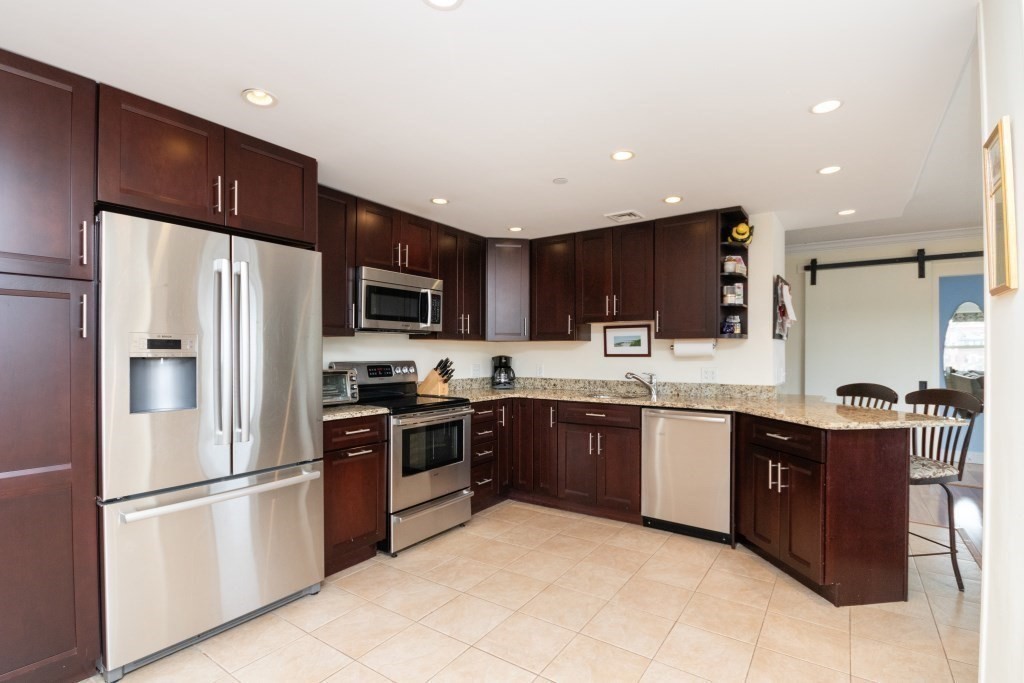145 Pinckney Street # 632 Property Photo 3