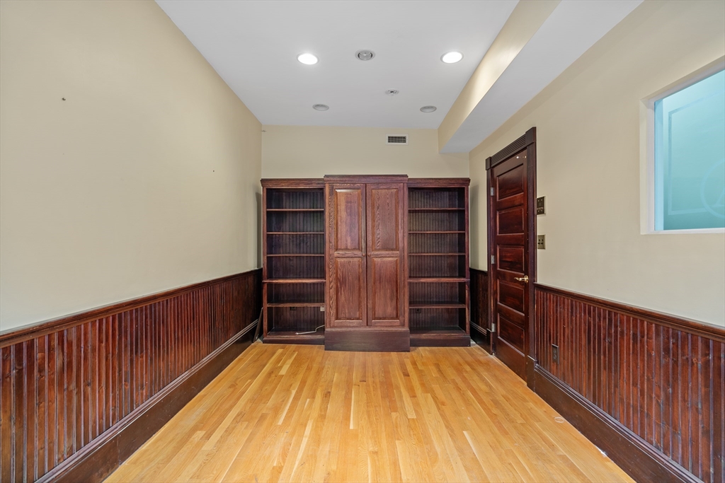 577 Tremont St Property Photo 3