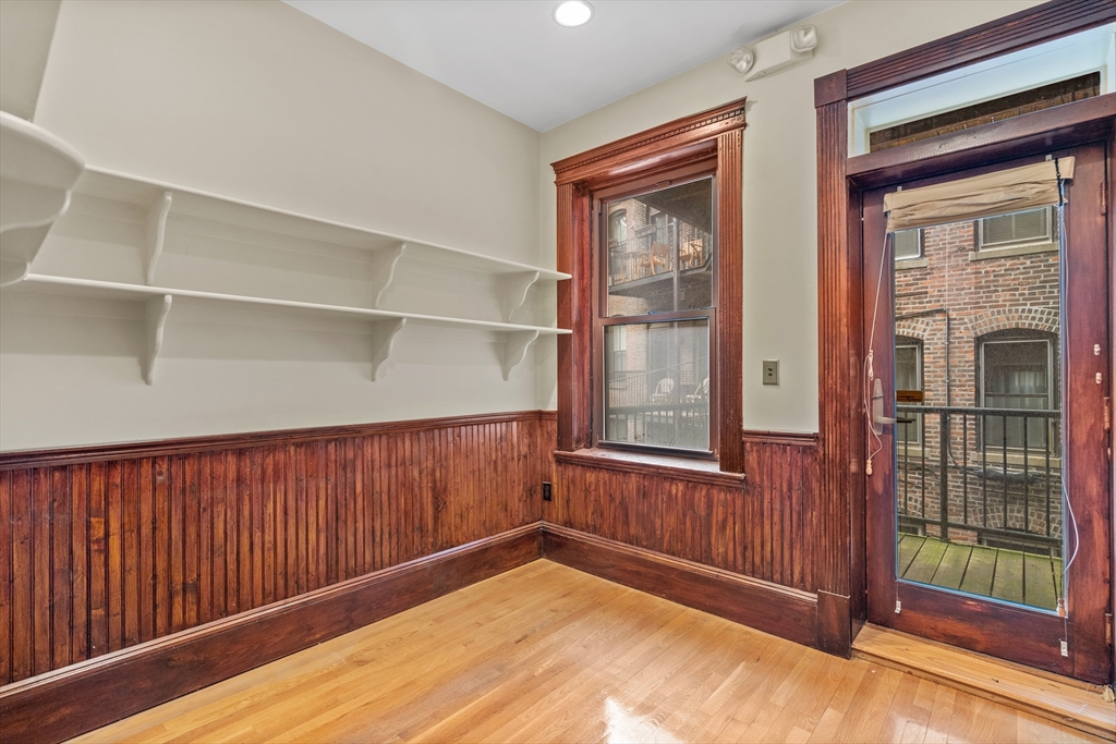 577 Tremont St Property Photo 9