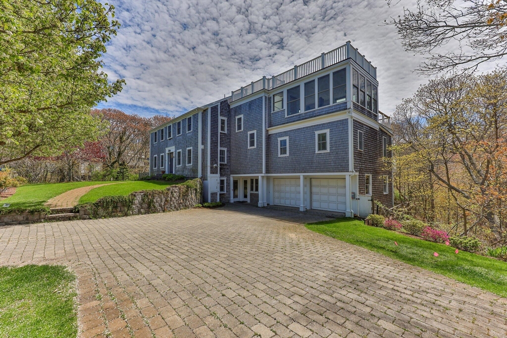 13 Pilgrim Heights Road Property Photo 3