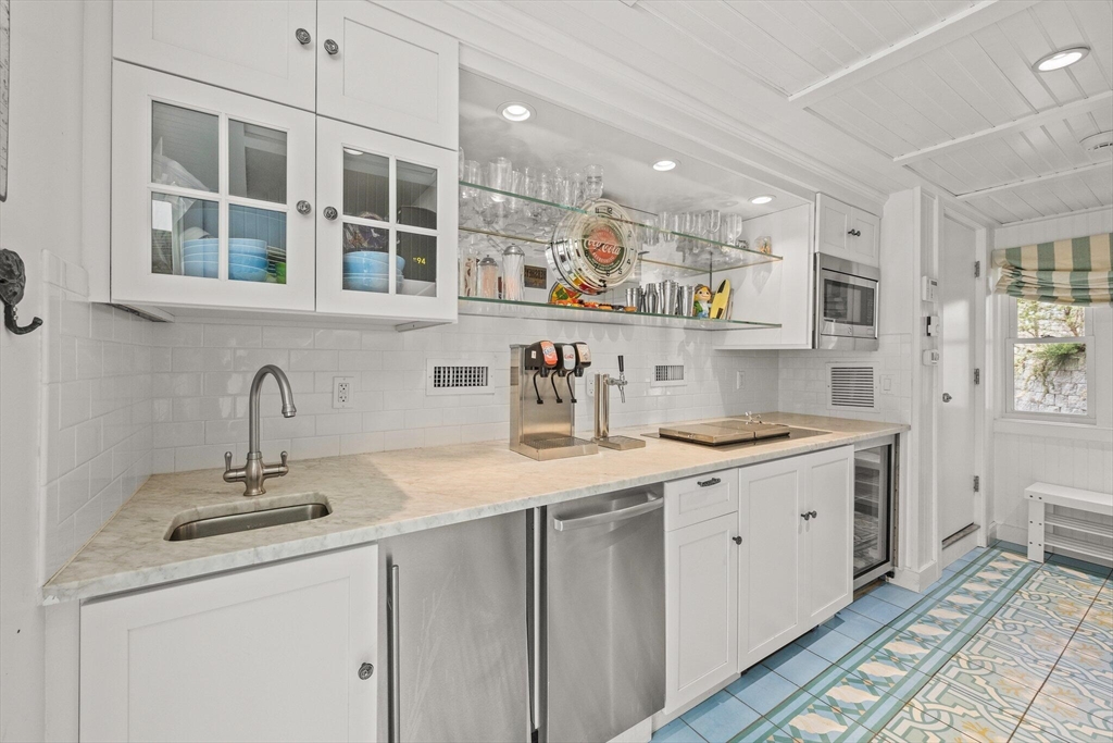 13 Pilgrim Heights Road Property Photo 32